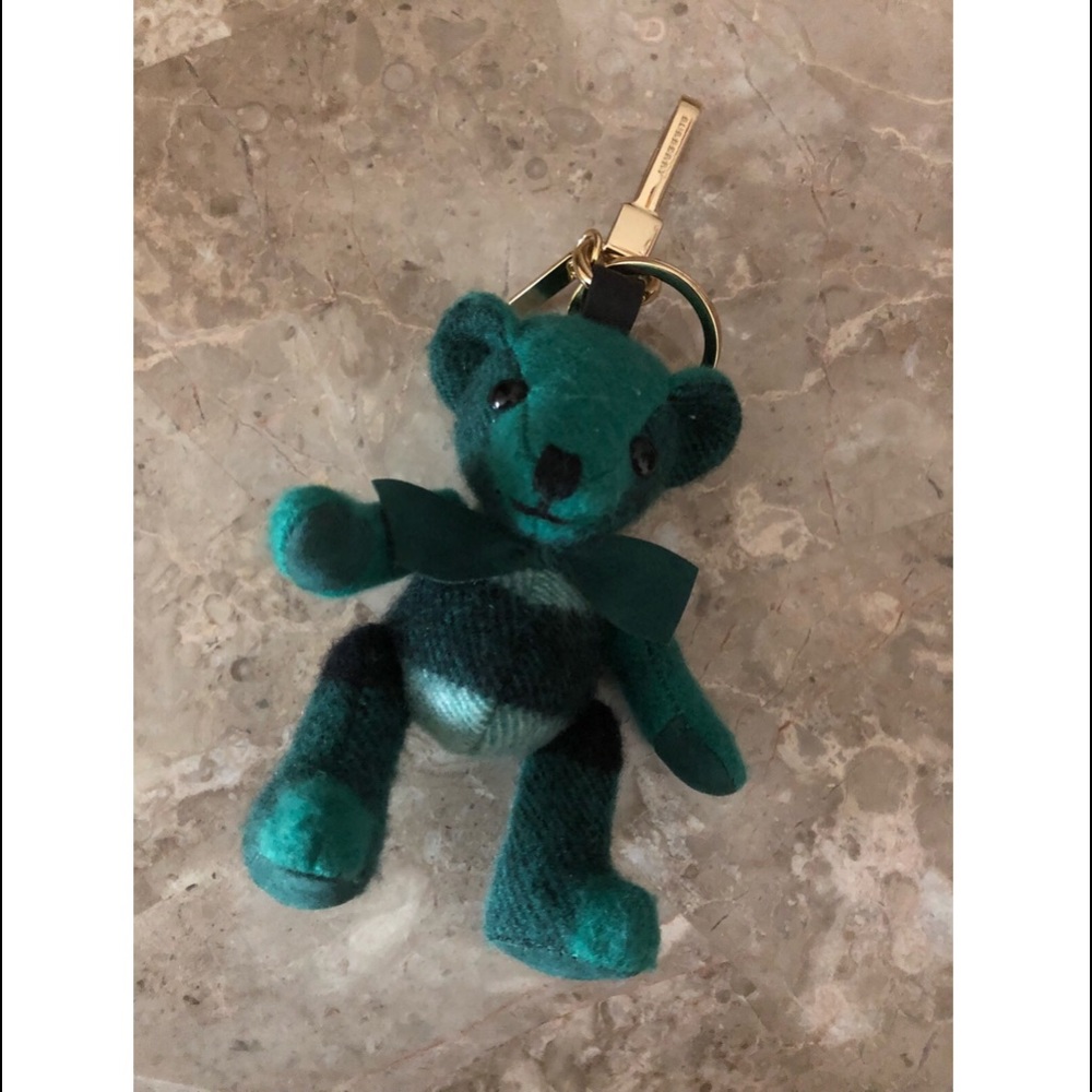 SOLD!!! Burberry teddybear charm💚